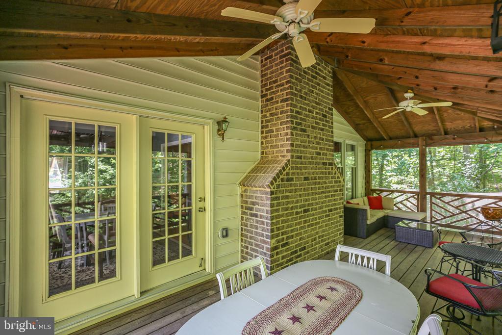 10102 BLANDFIELD LN, FREDERICKSBURG, Virginia 22408, 4 Bedrooms Bedrooms, ,4 BathroomsBathrooms,Residential,THE GREENS AT LEE'S HILL,10102 BLANDFIELD LN,VASP2041608 MLS # VASP2041608