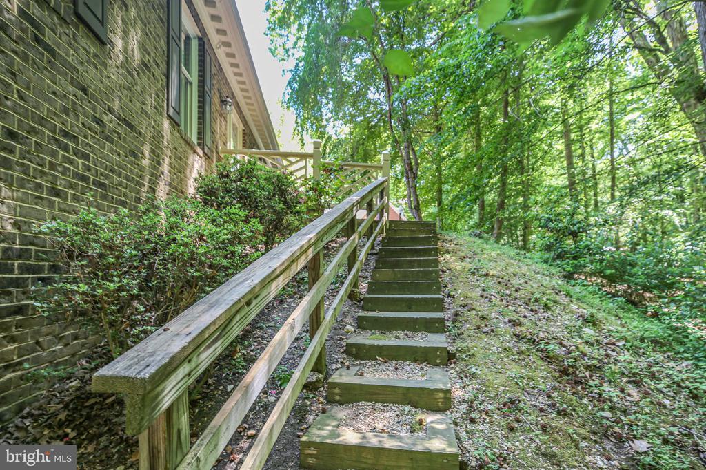 10102 BLANDFIELD LN, FREDERICKSBURG, Virginia 22408, 4 Bedrooms Bedrooms, ,4 BathroomsBathrooms,Residential,THE GREENS AT LEE'S HILL,10102 BLANDFIELD LN,VASP2041608 MLS # VASP2041608