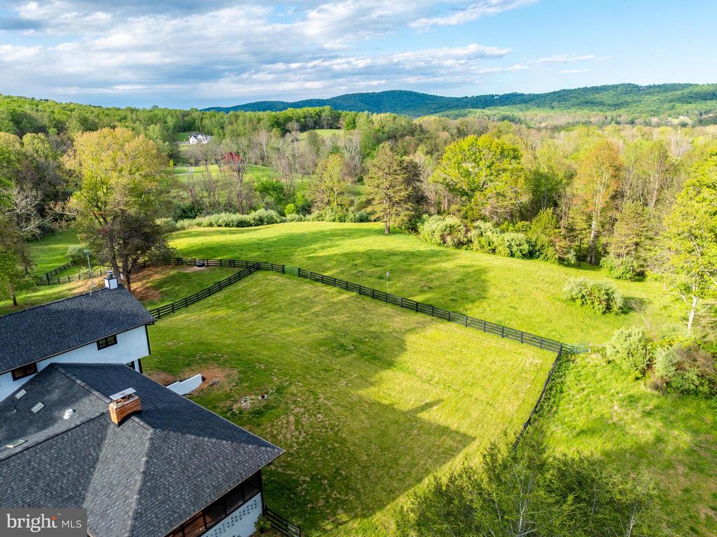 6891 WILSON RD, MARSHALL, Virginia 20115, 4 Bedrooms Bedrooms, ,3 BathroomsBathrooms,Residential,6891 WILSON RD,VAFQ2021902 MLS # VAFQ2021902