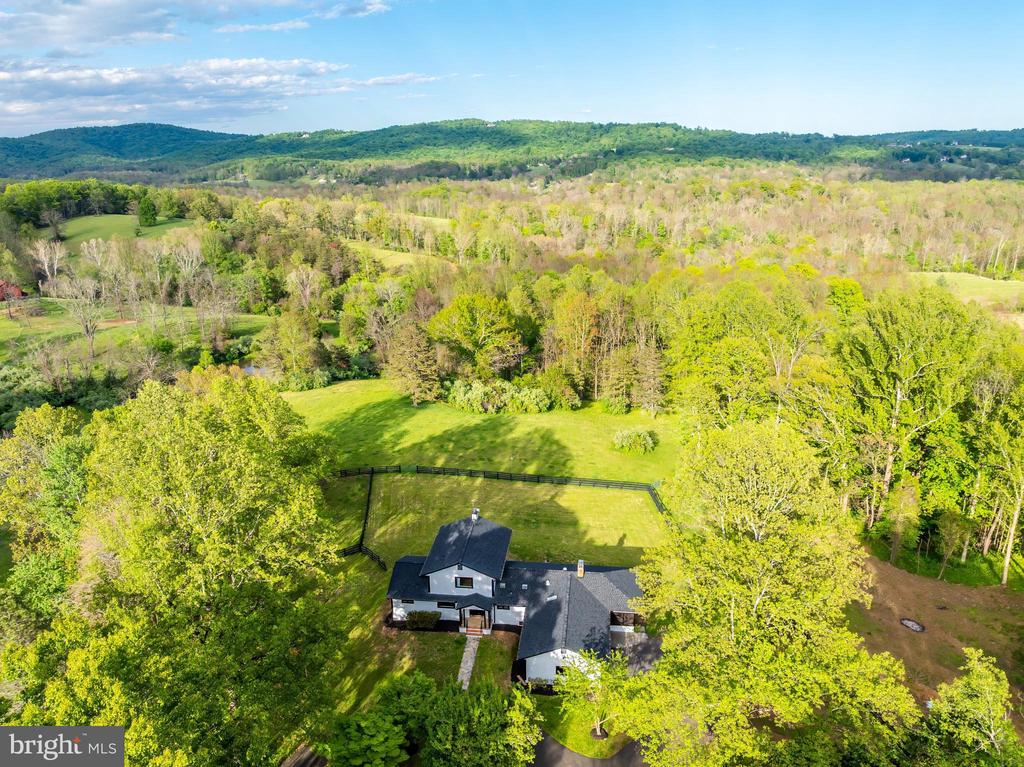 6891 WILSON RD, MARSHALL, Virginia 20115, 4 Bedrooms Bedrooms, ,3 BathroomsBathrooms,Residential,6891 WILSON RD,VAFQ2021902 MLS # VAFQ2021902