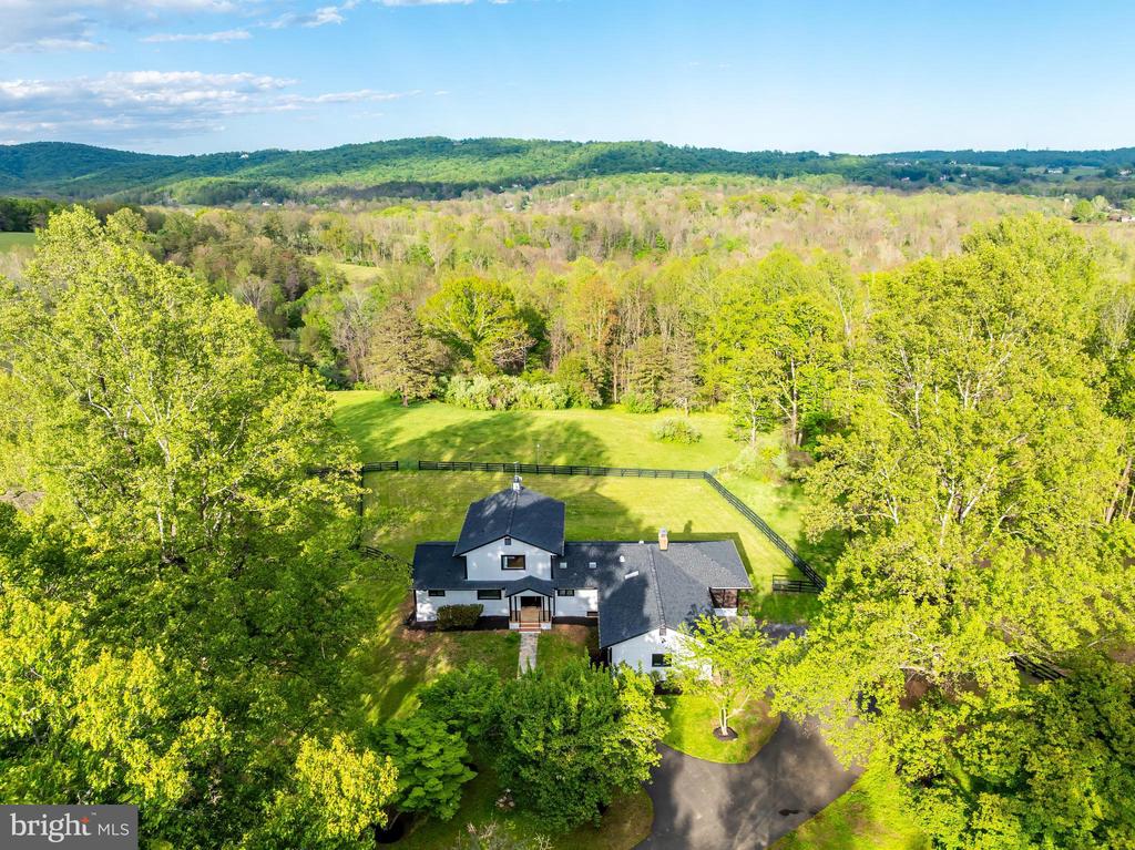 6891 WILSON RD, MARSHALL, Virginia 20115, 4 Bedrooms Bedrooms, ,3 BathroomsBathrooms,Residential,6891 WILSON RD,VAFQ2021902 MLS # VAFQ2021902