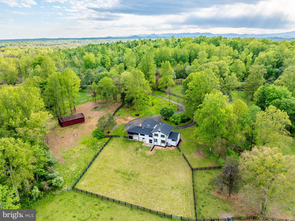 6891 WILSON RD, MARSHALL, Virginia 20115, 4 Bedrooms Bedrooms, ,3 BathroomsBathrooms,Residential,6891 WILSON RD,VAFQ2021902 MLS # VAFQ2021902