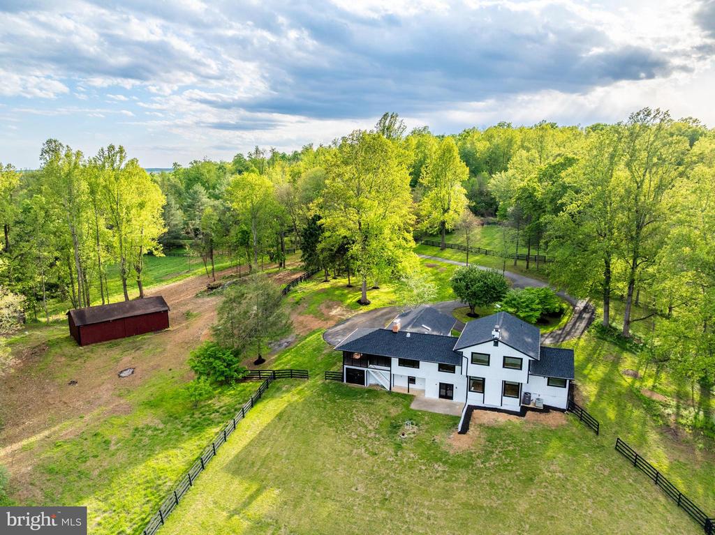 6891 WILSON RD, MARSHALL, Virginia 20115, 4 Bedrooms Bedrooms, ,3 BathroomsBathrooms,Residential,6891 WILSON RD,VAFQ2021902 MLS # VAFQ2021902