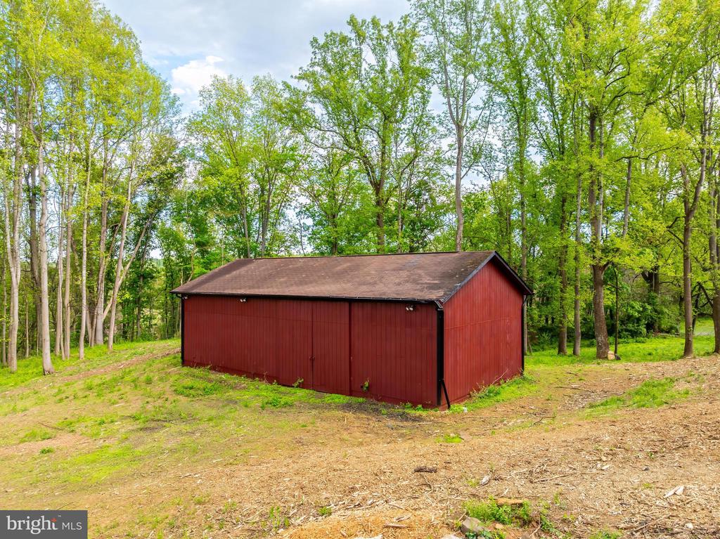 6891 WILSON RD, MARSHALL, Virginia 20115, 4 Bedrooms Bedrooms, ,3 BathroomsBathrooms,Residential,6891 WILSON RD,VAFQ2021902 MLS # VAFQ2021902