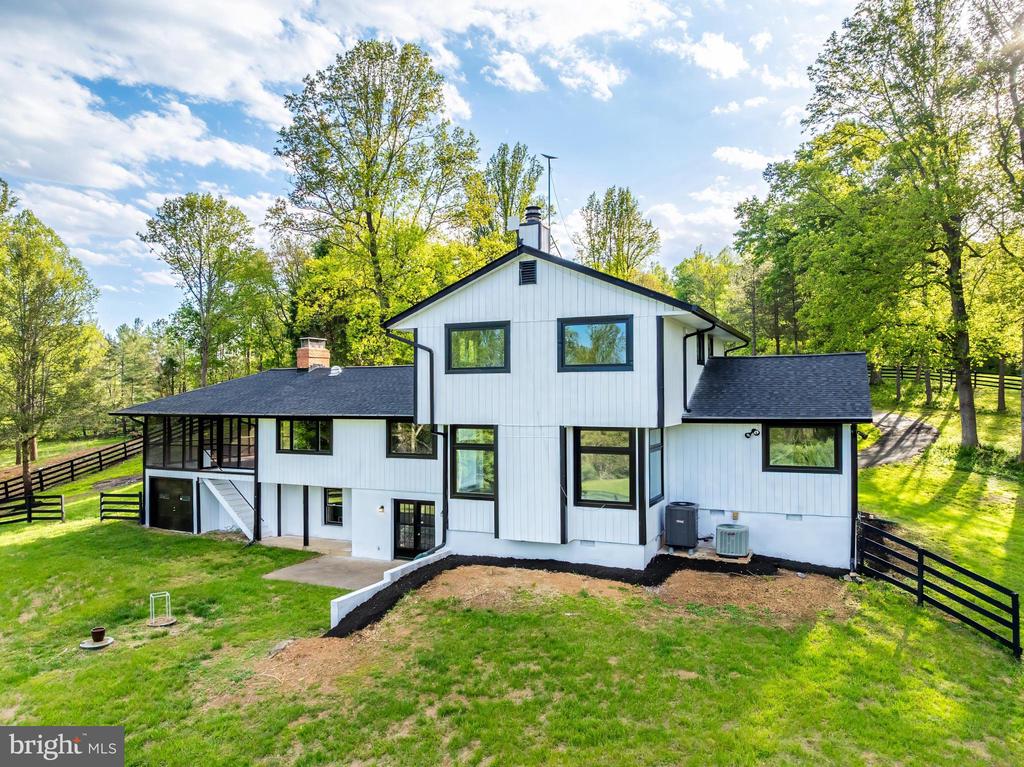 6891 WILSON RD, MARSHALL, Virginia 20115, 4 Bedrooms Bedrooms, ,3 BathroomsBathrooms,Residential,6891 WILSON RD,VAFQ2021902 MLS # VAFQ2021902