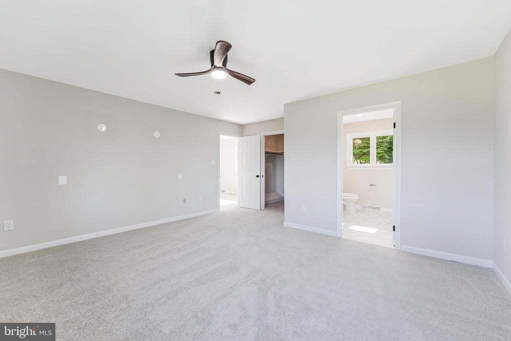 6891 WILSON RD, MARSHALL, Virginia 20115, 4 Bedrooms Bedrooms, ,3 BathroomsBathrooms,Residential,6891 WILSON RD,VAFQ2021902 MLS # VAFQ2021902