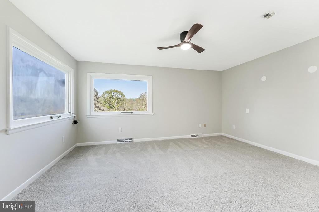 6891 WILSON RD, MARSHALL, Virginia 20115, 4 Bedrooms Bedrooms, ,3 BathroomsBathrooms,Residential,6891 WILSON RD,VAFQ2021902 MLS # VAFQ2021902