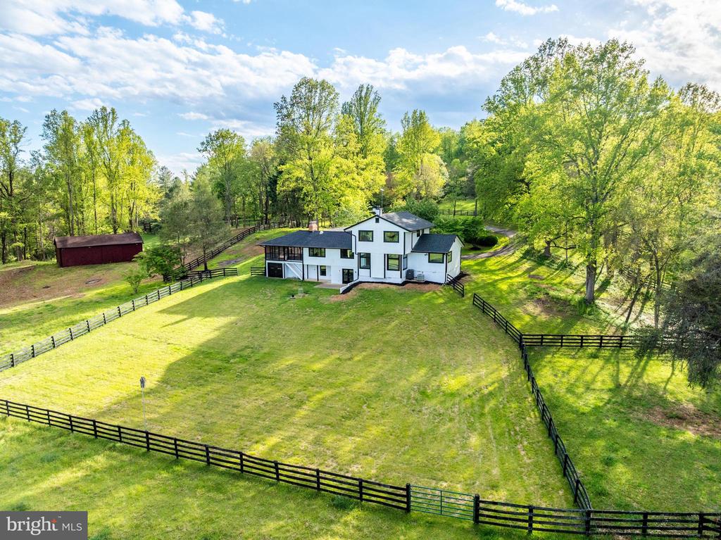 6891 WILSON RD, MARSHALL, Virginia 20115, 4 Bedrooms Bedrooms, ,3 BathroomsBathrooms,Residential,6891 WILSON RD,VAFQ2021902 MLS # VAFQ2021902