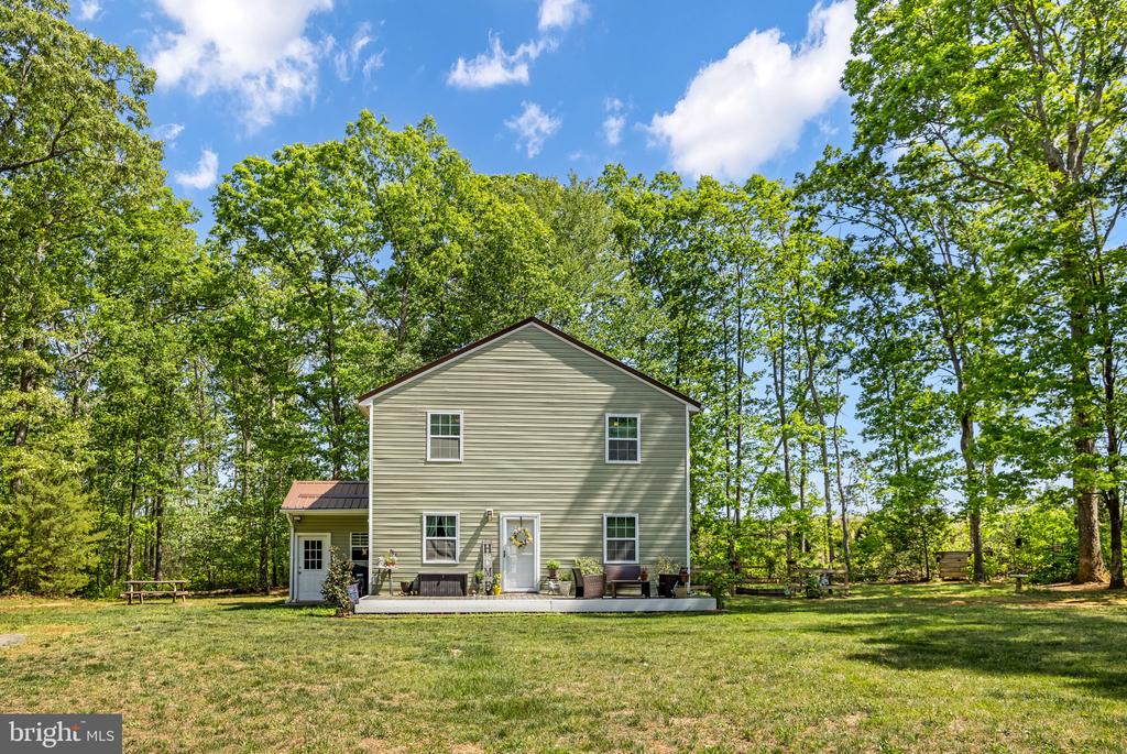 11205 CHANCELLOR MEADOWS LN, LOCUST GROVE, Virginia 22508, 3 Bedrooms Bedrooms, ,2 BathroomsBathrooms,Residential,11205 CHANCELLOR MEADOWS LN,VASP2041398 MLS # VASP2041398