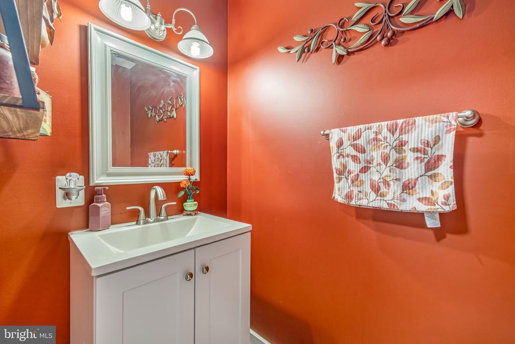 11205 CHANCELLOR MEADOWS LN, LOCUST GROVE, Virginia 22508, 3 Bedrooms Bedrooms, ,2 BathroomsBathrooms,Residential,11205 CHANCELLOR MEADOWS LN,VASP2041398 MLS # VASP2041398