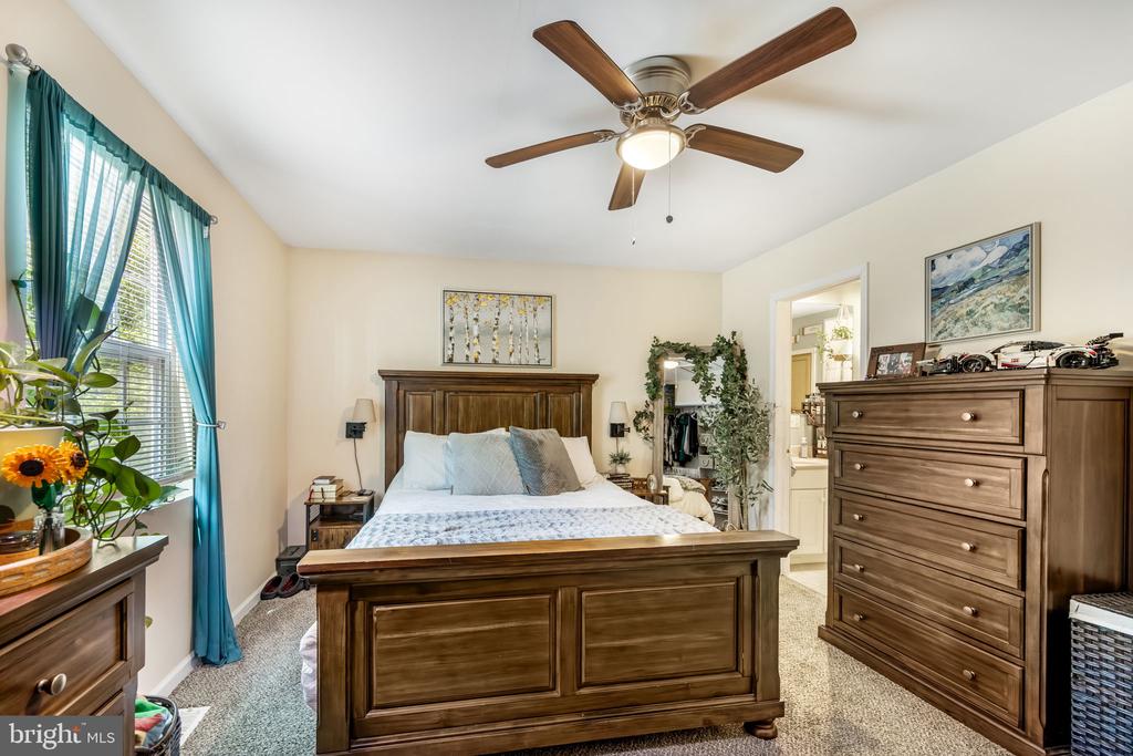 11205 CHANCELLOR MEADOWS LN, LOCUST GROVE, Virginia 22508, 3 Bedrooms Bedrooms, ,2 BathroomsBathrooms,Residential,11205 CHANCELLOR MEADOWS LN,VASP2041398 MLS # VASP2041398