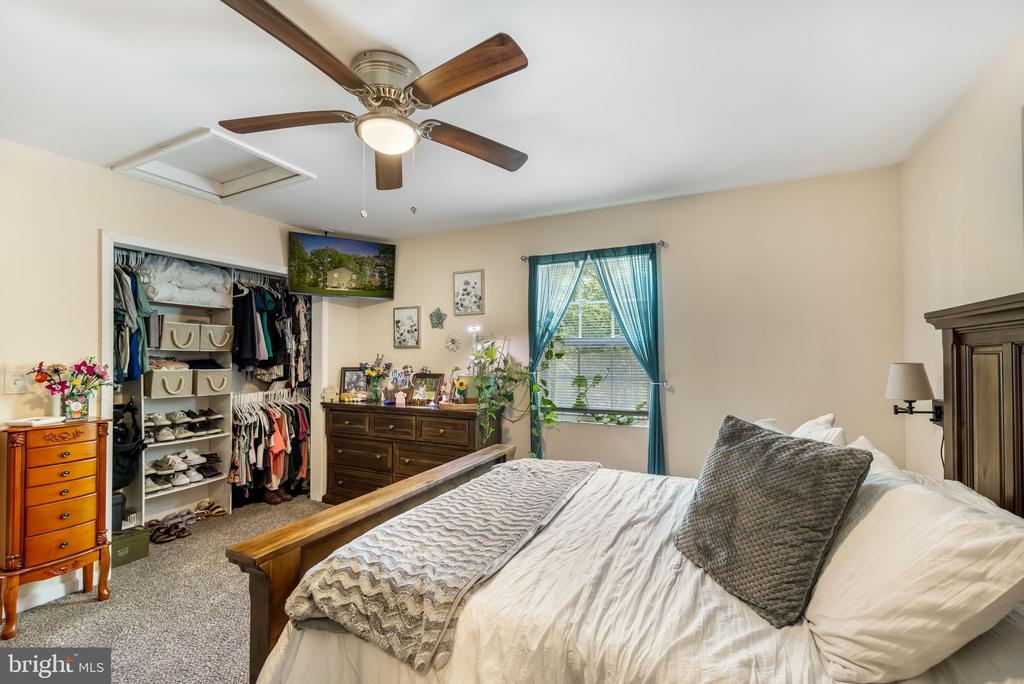11205 CHANCELLOR MEADOWS LN, LOCUST GROVE, Virginia 22508, 3 Bedrooms Bedrooms, ,2 BathroomsBathrooms,Residential,11205 CHANCELLOR MEADOWS LN,VASP2041398 MLS # VASP2041398