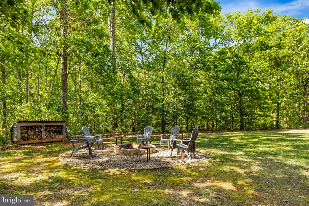 11205 CHANCELLOR MEADOWS LN, LOCUST GROVE, Virginia 22508, 3 Bedrooms Bedrooms, ,2 BathroomsBathrooms,Residential,11205 CHANCELLOR MEADOWS LN,VASP2041398 MLS # VASP2041398