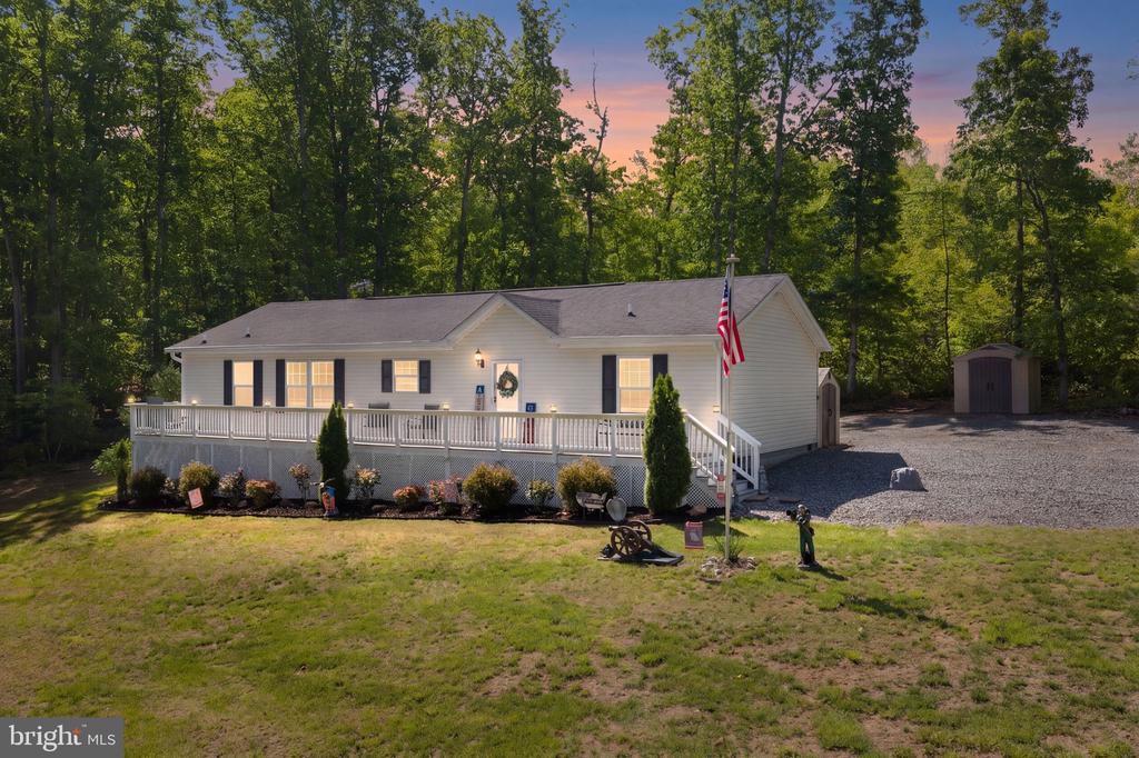 165 PARK RUN, MINERAL, Virginia 23117, 3 Bedrooms Bedrooms, ,2 BathroomsBathrooms,Residential,165 PARK RUN,VALA2009822 MLS # VALA2009822 165 PARK RUN, MINERAL, Virginia 23117, 3 Bedrooms Bedrooms, ,2 BathroomsBathrooms,Residential,165 PARK RUN,VALA2009822 MLS # VALA2009822