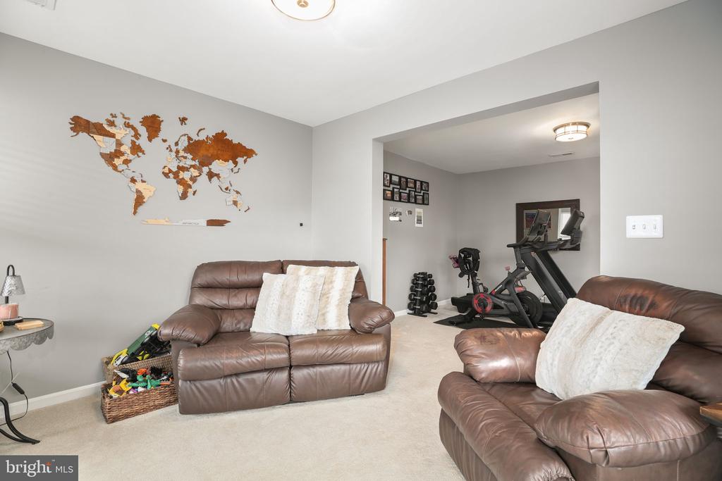 7206 FINCH LN, FREDERICKSBURG, Virginia 22407, 3 Bedrooms Bedrooms, ,2 BathroomsBathrooms,Residential,7206 FINCH LN,VASP2041658 MLS # VASP2041658
