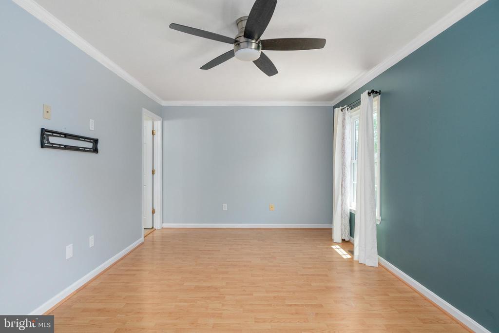 4530 LEIGHANN LN, FREDERICKSBURG, Virginia 22408, 2 Bedrooms Bedrooms, ,2 BathroomsBathrooms,Residential,4530 LEIGHANN LN,VASP2041528 MLS # VASP2041528
