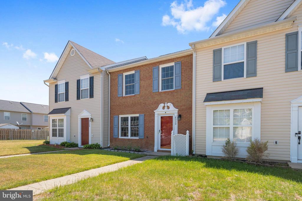 4530 LEIGHANN LN, FREDERICKSBURG, Virginia 22408, 2 Bedrooms Bedrooms, ,2 BathroomsBathrooms,Residential,4530 LEIGHANN LN,VASP2041528 MLS # VASP2041528