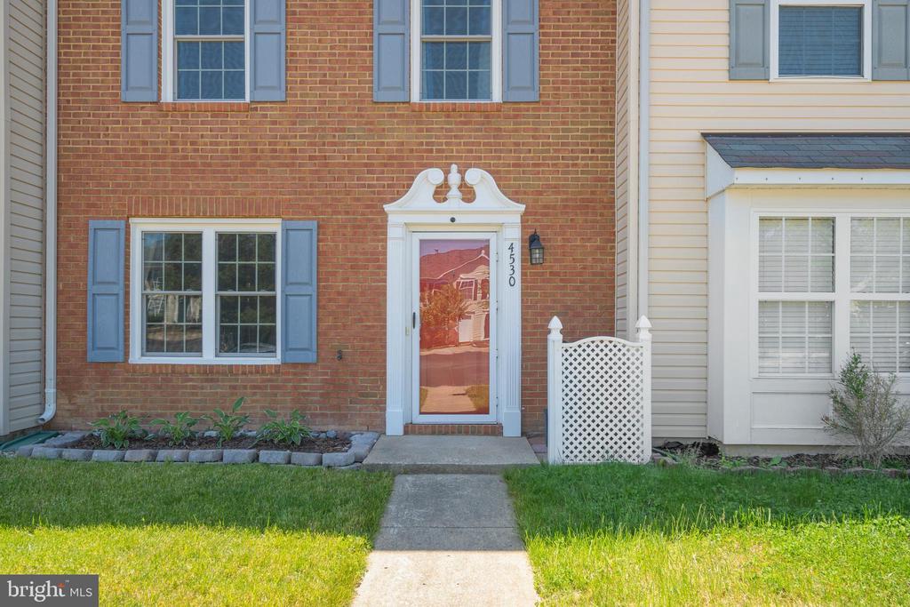 4530 LEIGHANN LN, FREDERICKSBURG, Virginia 22408, 2 Bedrooms Bedrooms, ,2 BathroomsBathrooms,Residential,4530 LEIGHANN LN,VASP2041528 MLS # VASP2041528