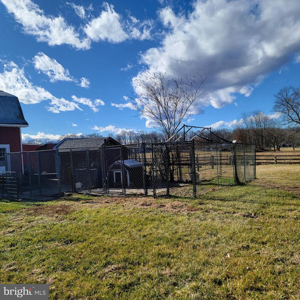 4102 RECTORTOWN RD, MARSHALL, Virginia 20115, 4 Bedrooms Bedrooms, ,2 BathroomsBathrooms,Residential,4102 RECTORTOWN RD,VAFQ2021920 MLS # VAFQ2021920