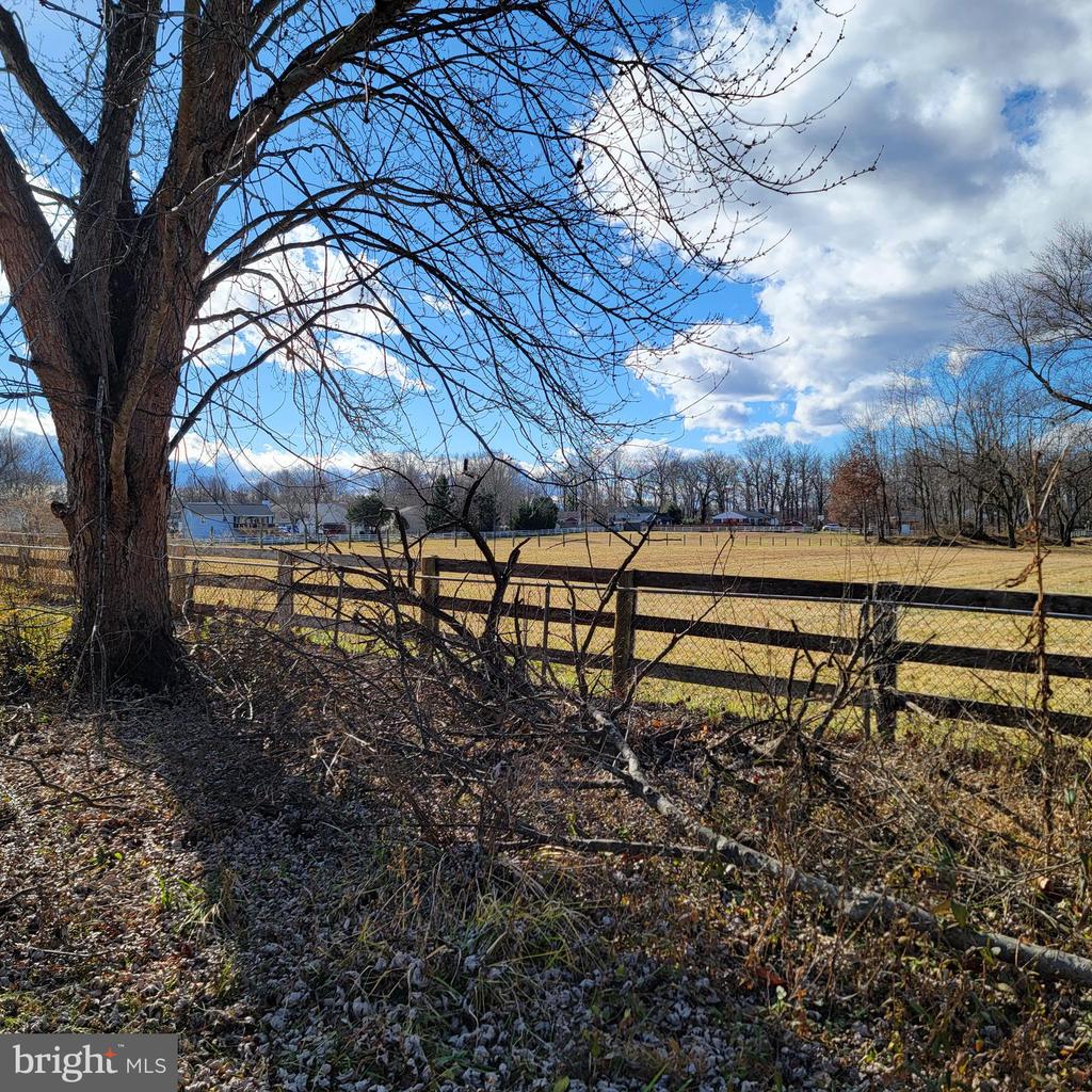 4102 RECTORTOWN RD, MARSHALL, Virginia 20115, 4 Bedrooms Bedrooms, ,2 BathroomsBathrooms,Residential,4102 RECTORTOWN RD,VAFQ2021920 MLS # VAFQ2021920