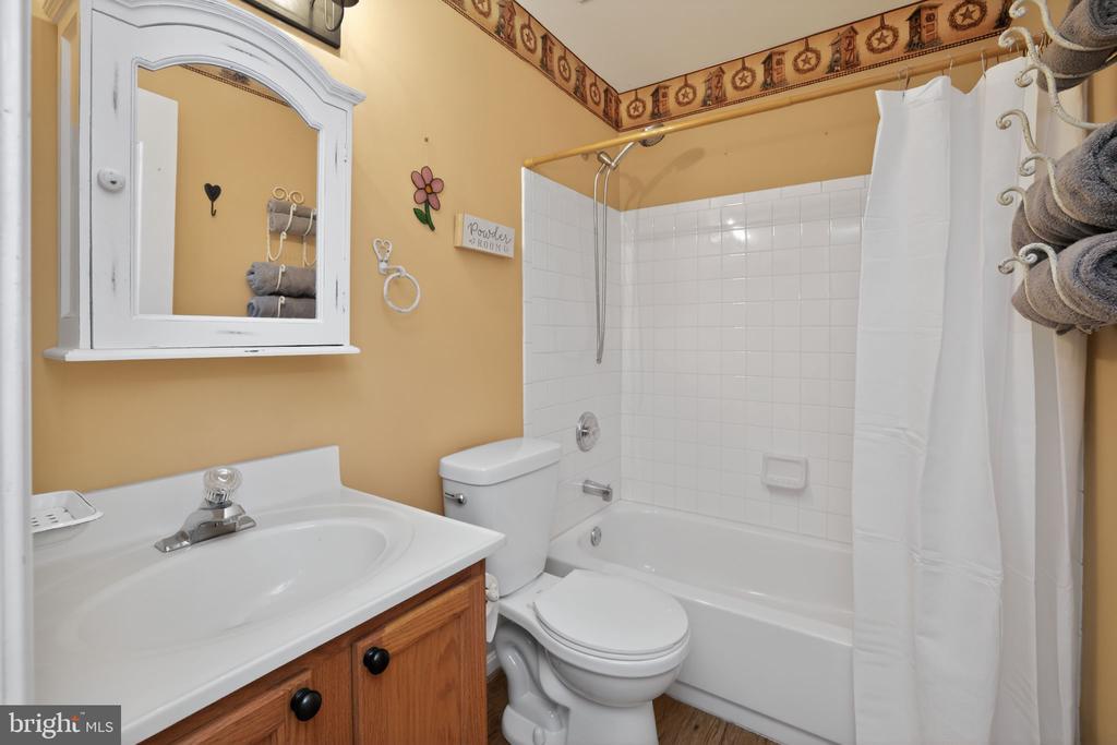 3800 TWIFORD CT, FREDERICKSBURG, Virginia 22408, 4 Bedrooms Bedrooms, ,3 BathroomsBathrooms,Residential,3800 TWIFORD CT,VASP2041654 MLS # VASP2041654