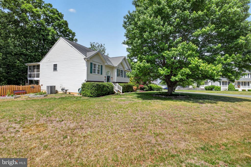3800 TWIFORD CT, FREDERICKSBURG, Virginia 22408, 4 Bedrooms Bedrooms, ,3 BathroomsBathrooms,Residential,3800 TWIFORD CT,VASP2041654 MLS # VASP2041654