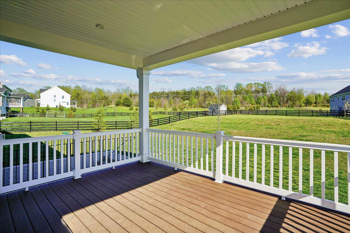 8016 INTERNATIONAL DR, WARRENTON, Virginia 20187, 4 Bedrooms Bedrooms, ,3 BathroomsBathrooms,Residential,8016 INTERNATIONAL DR,VAFQ2021968 MLS # VAFQ2021968