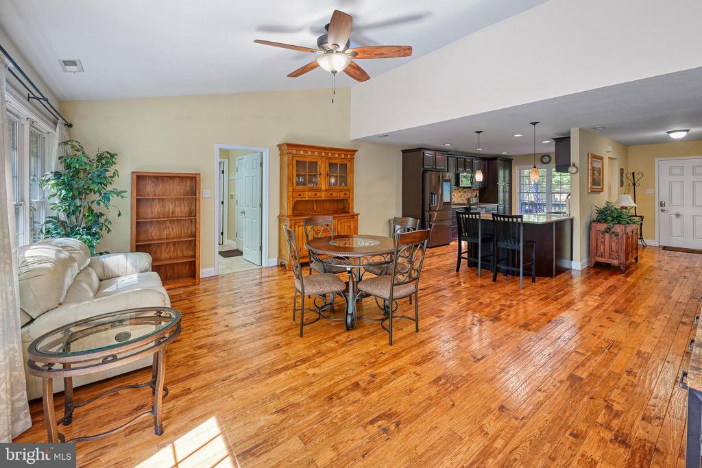 418 WINDWOOD COVES BLVD, MINERAL, Virginia 23117, 3 Bedrooms Bedrooms, ,2 BathroomsBathrooms,Residential,418 WINDWOOD COVES BLVD,VALA2009838 MLS # VALA2009838