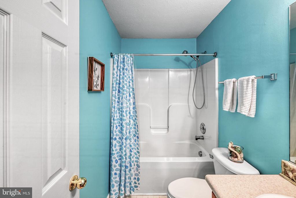 418 WINDWOOD COVES BLVD, MINERAL, Virginia 23117, 3 Bedrooms Bedrooms, ,2 BathroomsBathrooms,Residential,418 WINDWOOD COVES BLVD,VALA2009838 MLS # VALA2009838