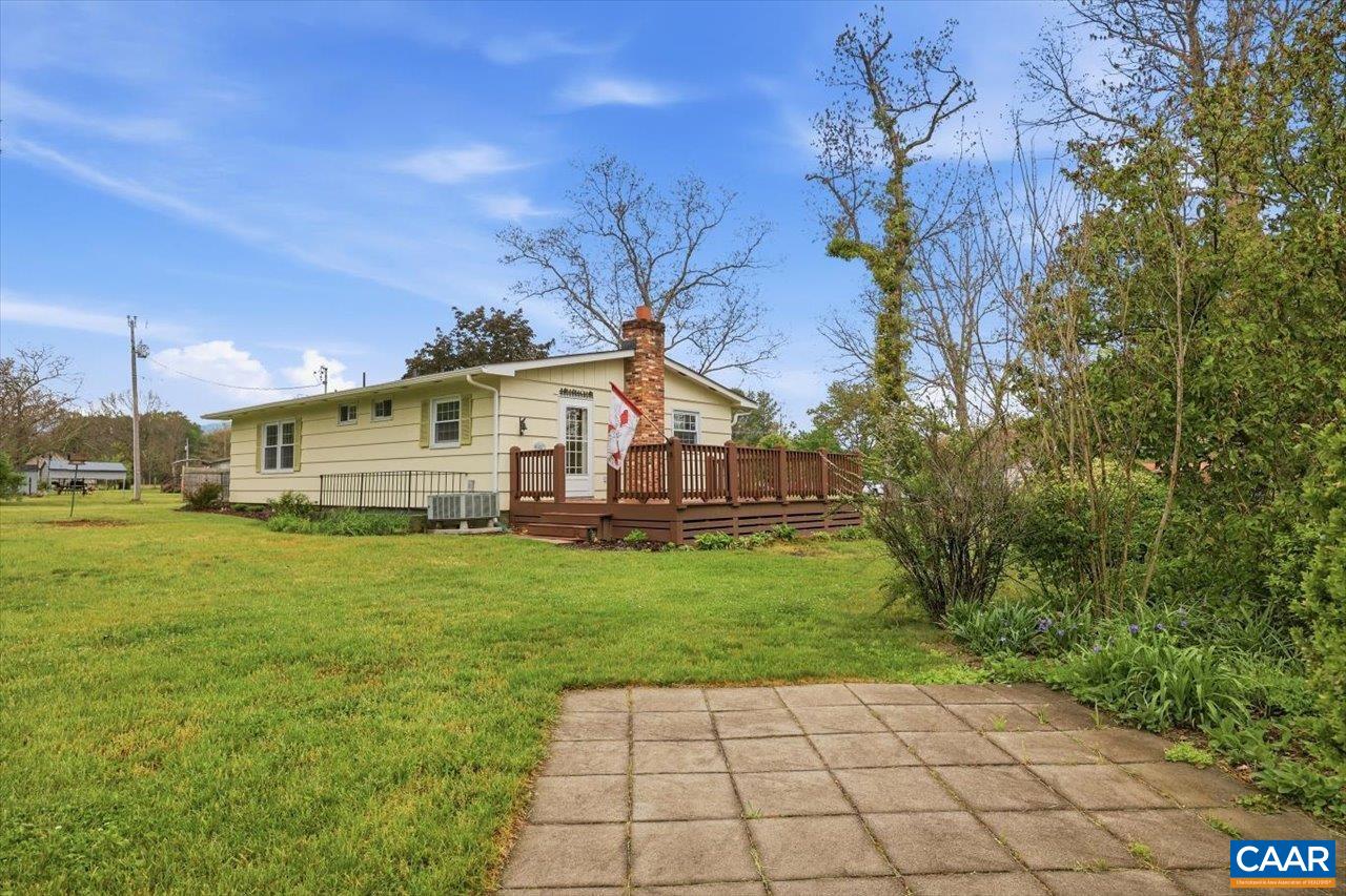 147 RANKIN LN, STUARTS DRAFT, Virginia 24477, 3 Bedrooms Bedrooms, ,2 BathroomsBathrooms,Residential,147 RANKIN LN,676576 MLS # 676576