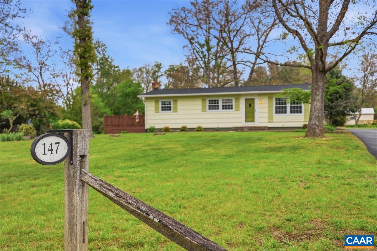 147 RANKIN LN, STUARTS DRAFT, Virginia 24477, 3 Bedrooms Bedrooms, ,2 BathroomsBathrooms,Residential,147 RANKIN LN,676576 MLS # 676576