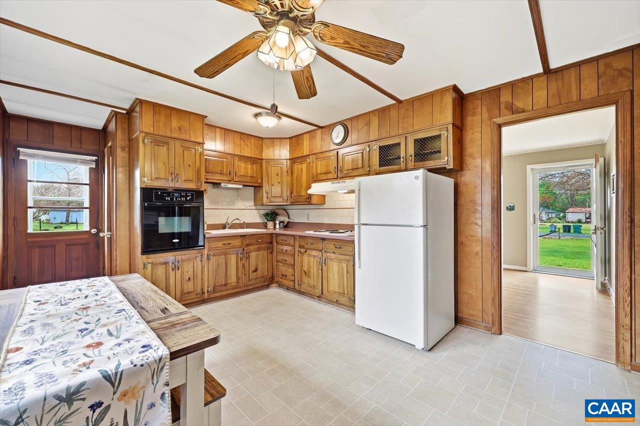 147 RANKIN LN, STUARTS DRAFT, Virginia 24477, 3 Bedrooms Bedrooms, ,2 BathroomsBathrooms,Residential,147 RANKIN LN,676576 MLS # 676576