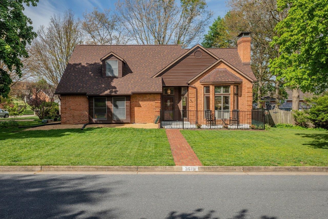 3615 NUTMEG CT, ROCKINGHAM, Virginia 22801, 3 Bedrooms Bedrooms, ,3 BathroomsBathrooms,Residential,3615 NUTMEG CT,676701 MLS # 676701