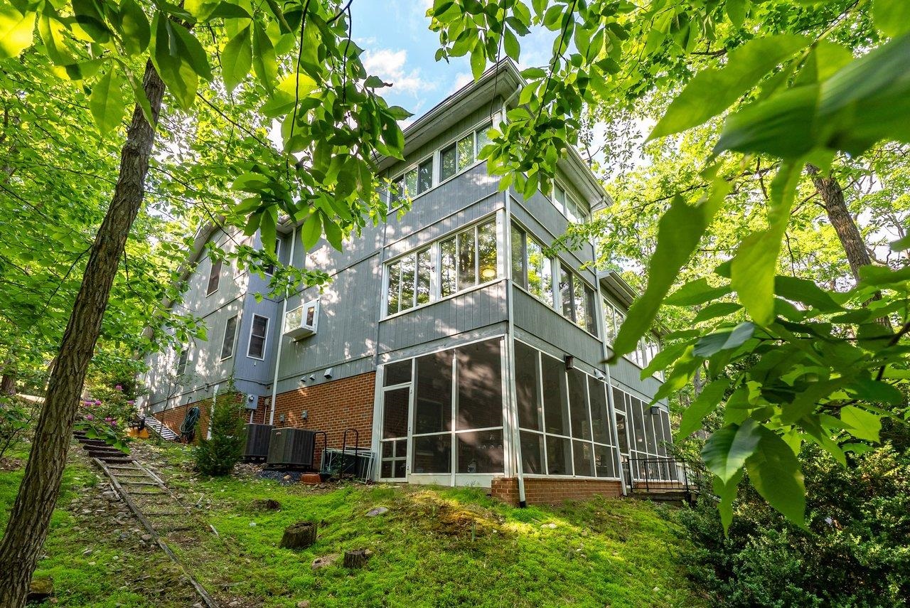 110 QUAIL CT, MCGAHEYSVILLE, Virginia 22840, 4 Bedrooms Bedrooms, ,3 BathroomsBathrooms,Residential,110 QUAIL CT,676710 MLS # 676710 110 QUAIL CT, MCGAHEYSVILLE, Virginia 22840, 4 Bedrooms Bedrooms, ,3 BathroomsBathrooms,Residential,110 QUAIL CT,676710 MLS # 676710