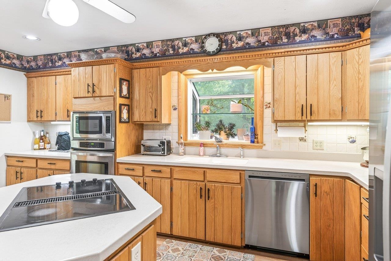 110 QUAIL CT, MCGAHEYSVILLE, Virginia 22840, 4 Bedrooms Bedrooms, ,3 BathroomsBathrooms,Residential,110 QUAIL CT,676710 MLS # 676710 110 QUAIL CT, MCGAHEYSVILLE, Virginia 22840, 4 Bedrooms Bedrooms, ,3 BathroomsBathrooms,Residential,110 QUAIL CT,676710 MLS # 676710