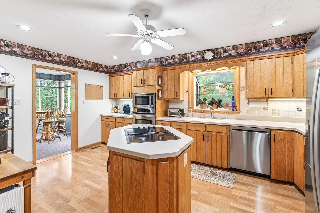 110 QUAIL CT, MCGAHEYSVILLE, Virginia 22840, 4 Bedrooms Bedrooms, ,3 BathroomsBathrooms,Residential,110 QUAIL CT,676710 MLS # 676710 110 QUAIL CT, MCGAHEYSVILLE, Virginia 22840, 4 Bedrooms Bedrooms, ,3 BathroomsBathrooms,Residential,110 QUAIL CT,676710 MLS # 676710