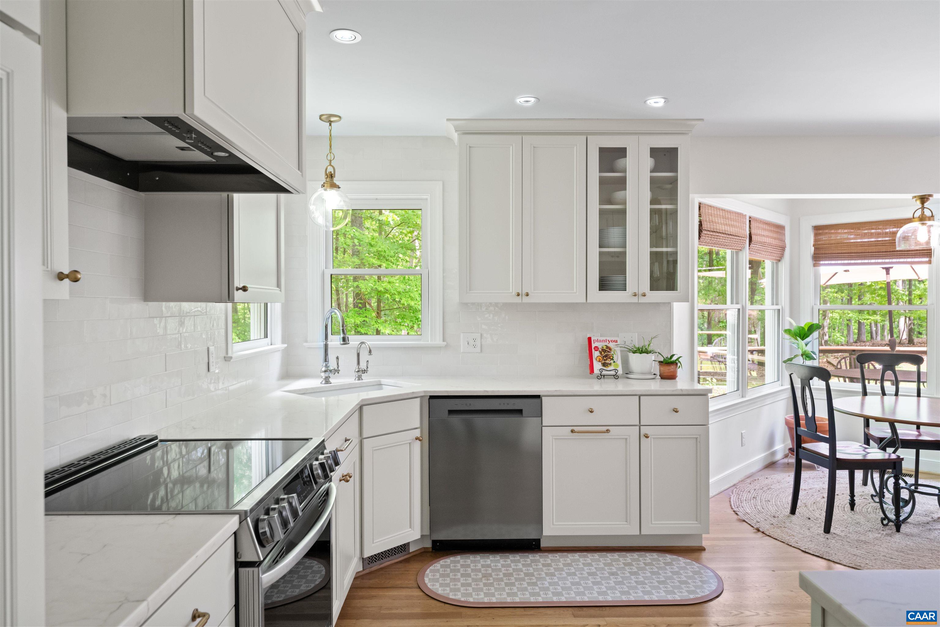 3310 WOODCREEK DR, CHARLOTTESVILLE, Virginia 22911, 3 Bedrooms Bedrooms, ,2 BathroomsBathrooms,Residential,3310 WOODCREEK DR,676723 MLS # 676723