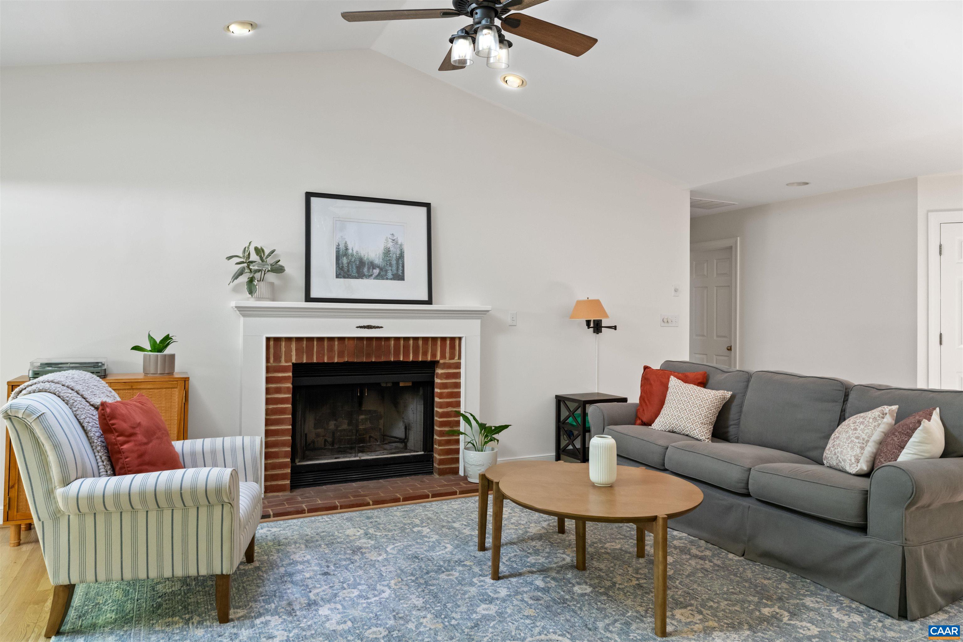 3310 WOODCREEK DR, CHARLOTTESVILLE, Virginia 22911, 3 Bedrooms Bedrooms, ,2 BathroomsBathrooms,Residential,3310 WOODCREEK DR,676723 MLS # 676723