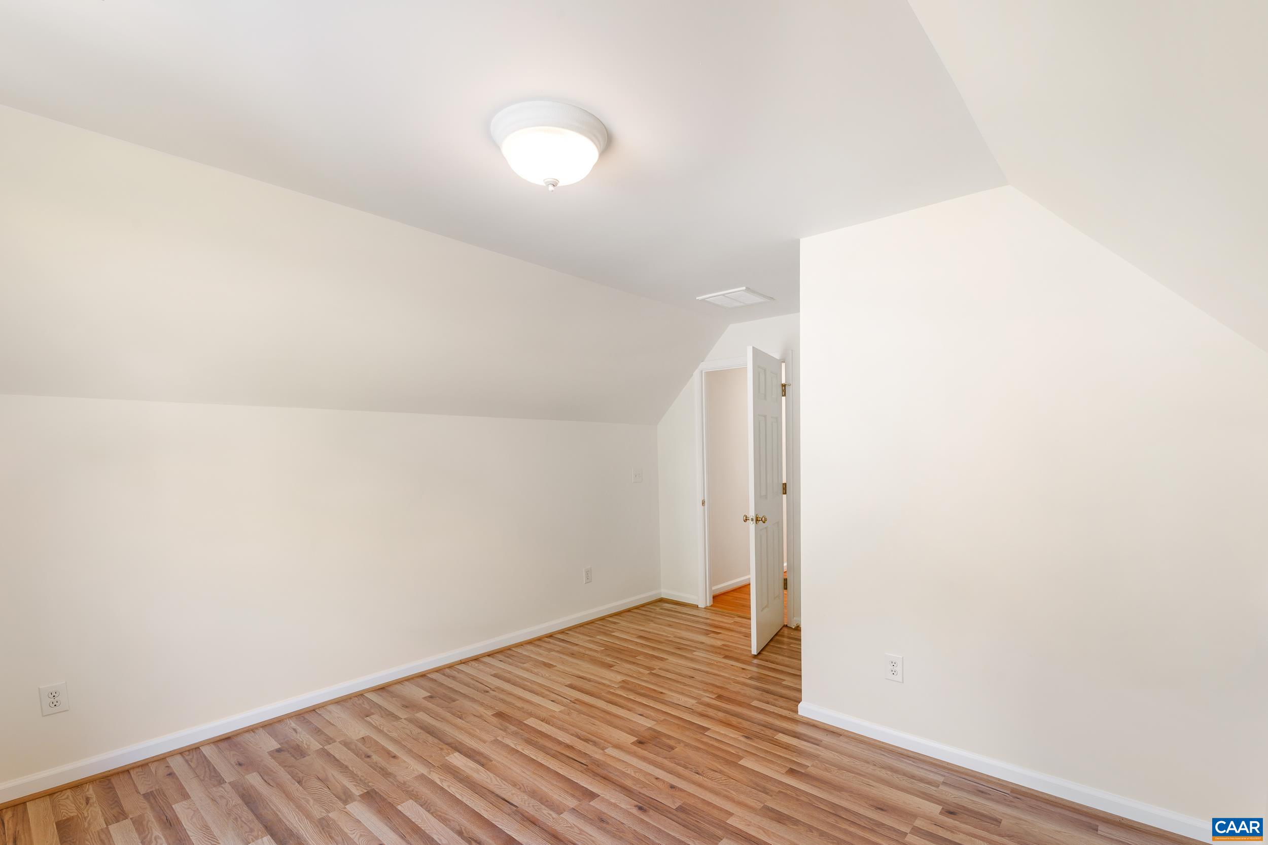 1353 SINGLETON LN, CHARLOTTESVILLE, Virginia 22903, 5 Bedrooms Bedrooms, ,2 BathroomsBathrooms,Residential,1353 SINGLETON LN,676828 MLS # 676828