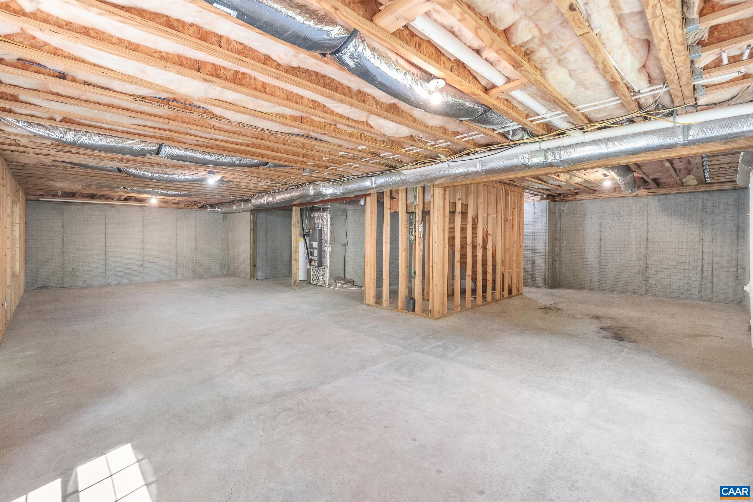1353 SINGLETON LN, CHARLOTTESVILLE, Virginia 22903, 5 Bedrooms Bedrooms, ,2 BathroomsBathrooms,Residential,1353 SINGLETON LN,676828 MLS # 676828