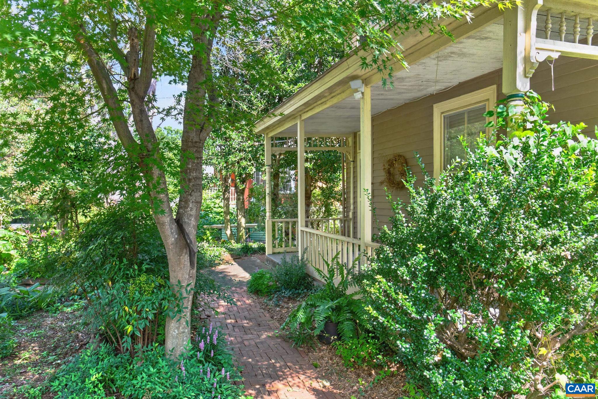 518 NE 8TH ST, CHARLOTTESVILLE, Virginia 22902, 3 Bedrooms Bedrooms, ,2 BathroomsBathrooms,Residential,518 NE 8TH ST,676885 MLS # 676885 518 NE 8TH ST, CHARLOTTESVILLE, Virginia 22902, 3 Bedrooms Bedrooms, ,2 BathroomsBathrooms,Residential,518 NE 8TH ST,676885 MLS # 676885