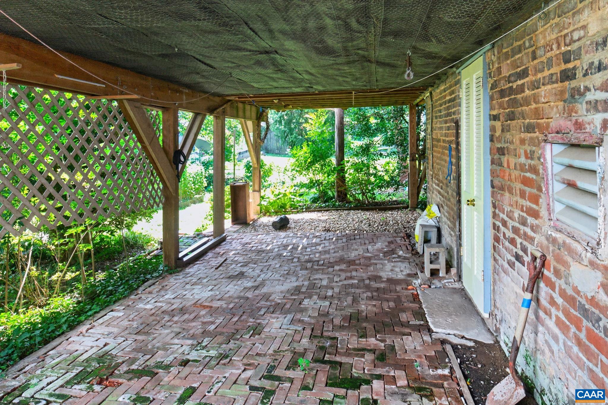 518 NE 8TH ST, CHARLOTTESVILLE, Virginia 22902, 3 Bedrooms Bedrooms, ,2 BathroomsBathrooms,Residential,518 NE 8TH ST,676885 MLS # 676885 518 NE 8TH ST, CHARLOTTESVILLE, Virginia 22902, 3 Bedrooms Bedrooms, ,2 BathroomsBathrooms,Residential,518 NE 8TH ST,676885 MLS # 676885