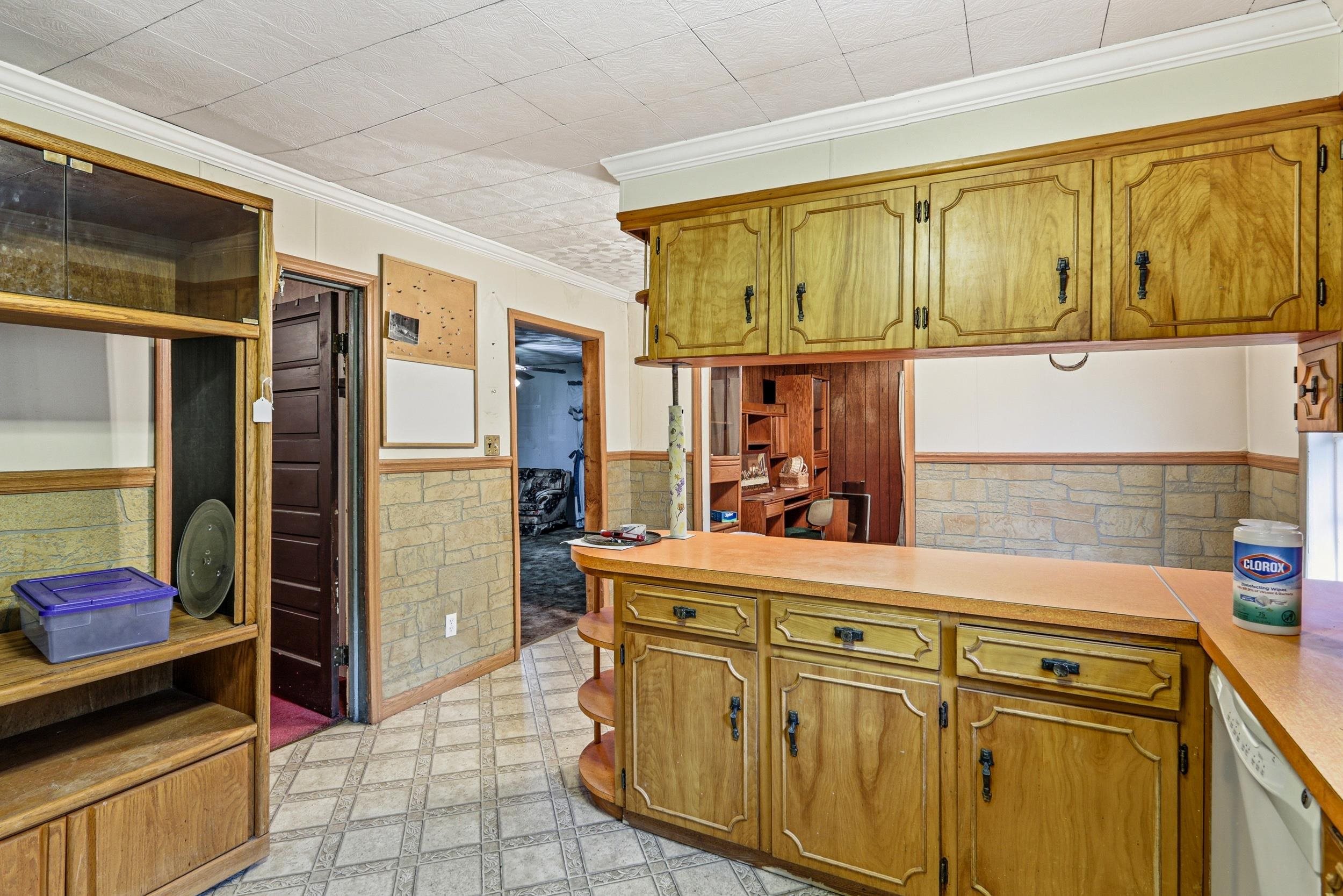 13896 ROCKINGHAM PIKE, ELKTON, Virginia 22827, 3 Bedrooms Bedrooms, ,1 BathroomBathrooms,Residential,13896 ROCKINGHAM PIKE,676886 MLS # 676886