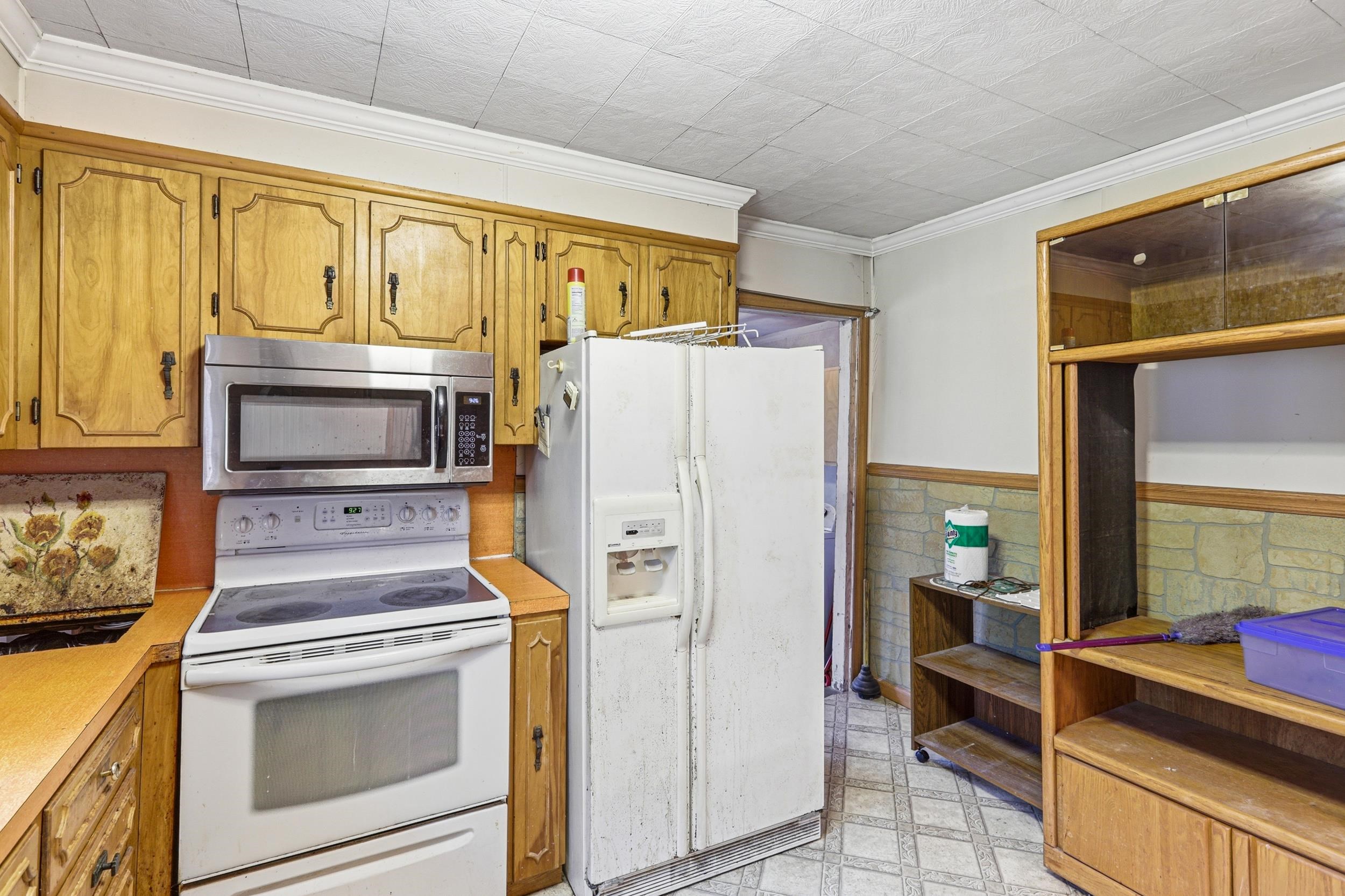 13896 ROCKINGHAM PIKE, ELKTON, Virginia 22827, 3 Bedrooms Bedrooms, ,1 BathroomBathrooms,Residential,13896 ROCKINGHAM PIKE,676886 MLS # 676886