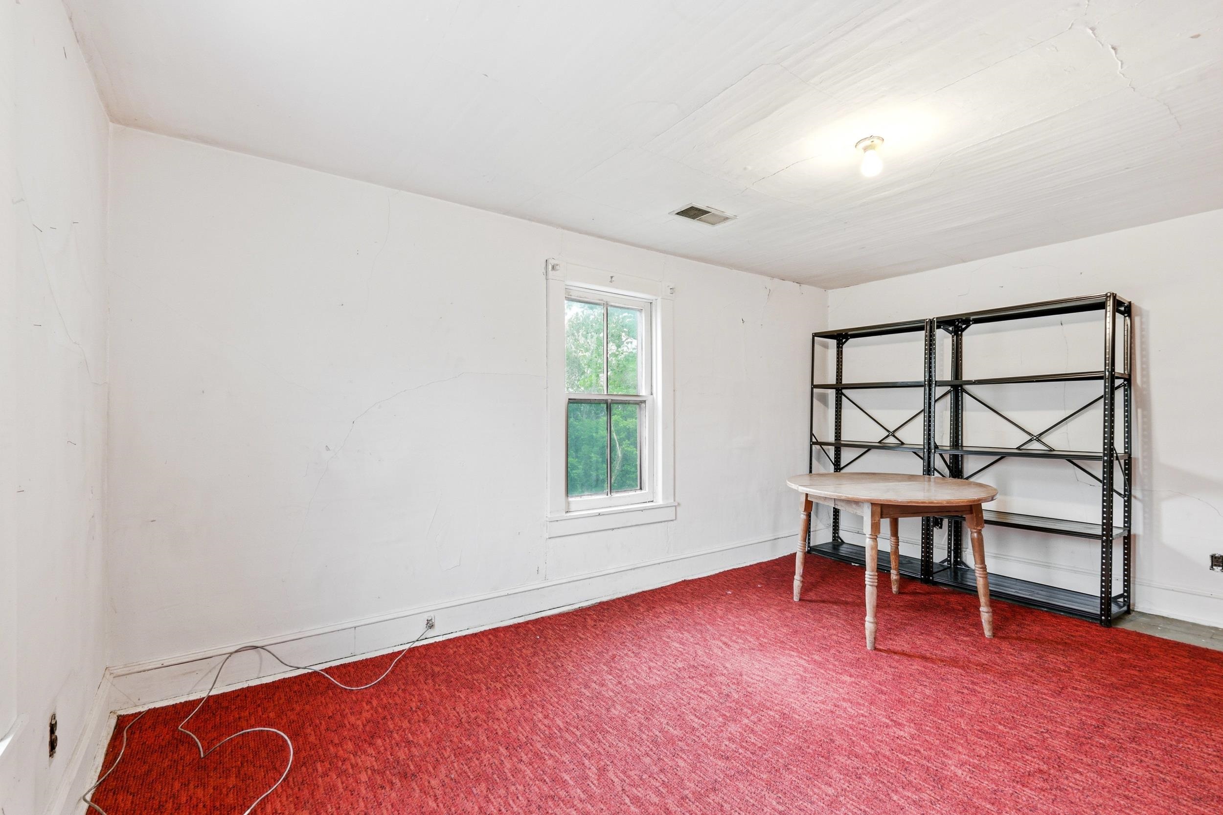 13896 ROCKINGHAM PIKE, ELKTON, Virginia 22827, 3 Bedrooms Bedrooms, ,1 BathroomBathrooms,Residential,13896 ROCKINGHAM PIKE,676886 MLS # 676886