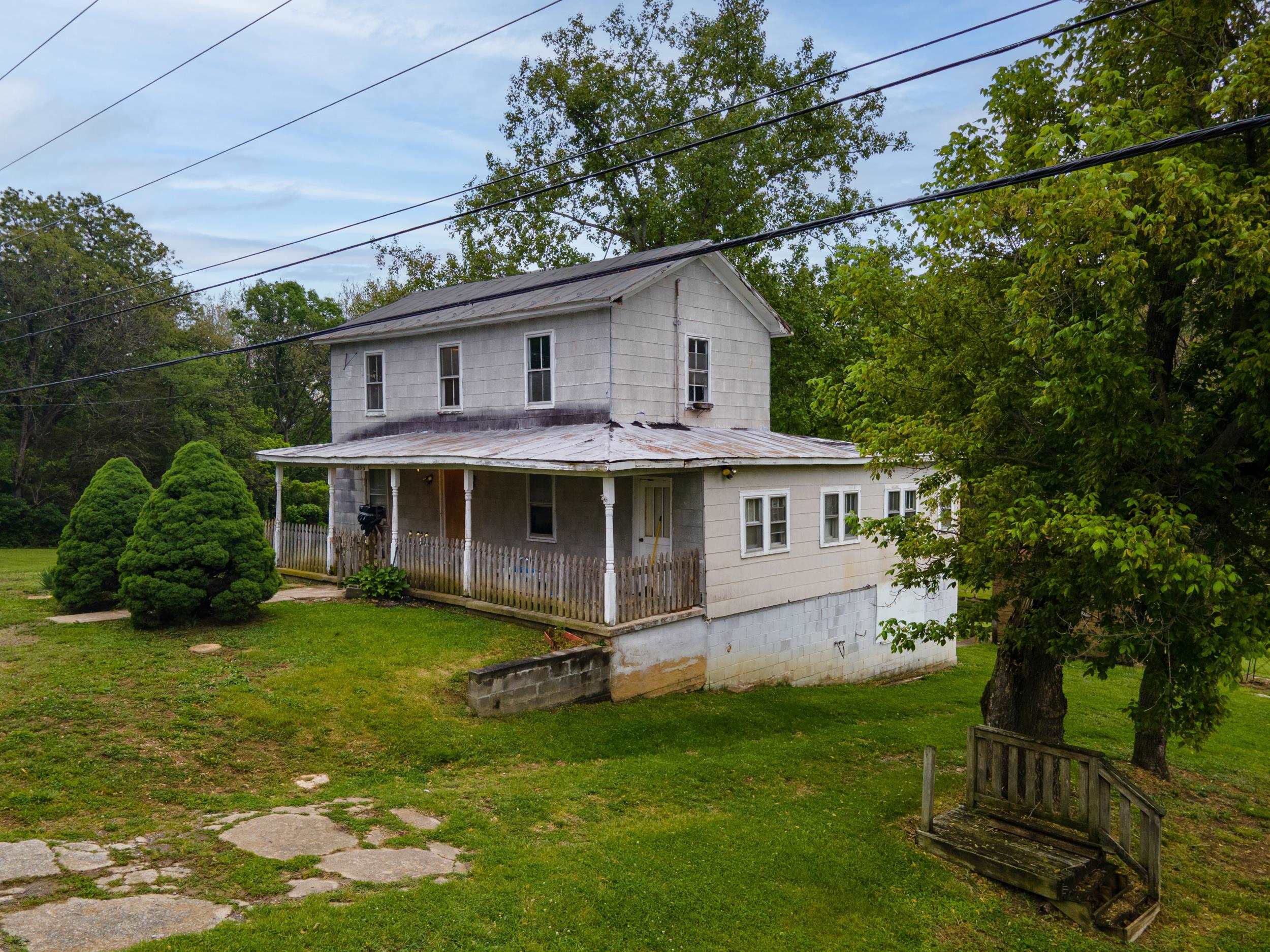 13896 ROCKINGHAM PIKE, ELKTON, Virginia 22827, 3 Bedrooms Bedrooms, ,1 BathroomBathrooms,Residential,13896 ROCKINGHAM PIKE,676886 MLS # 676886