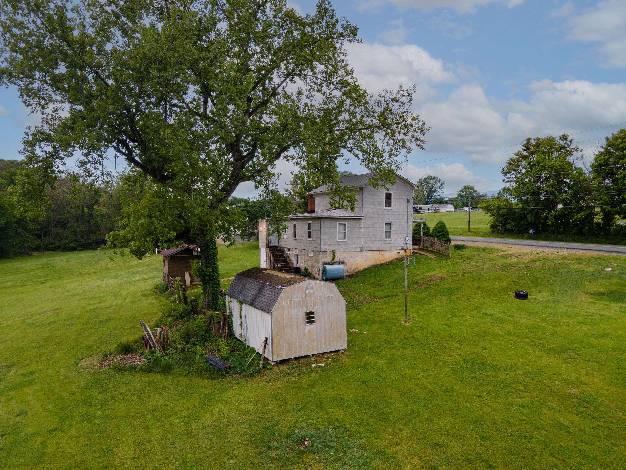 13896 ROCKINGHAM PIKE, ELKTON, Virginia 22827, 3 Bedrooms Bedrooms, ,1 BathroomBathrooms,Residential,13896 ROCKINGHAM PIKE,676886 MLS # 676886