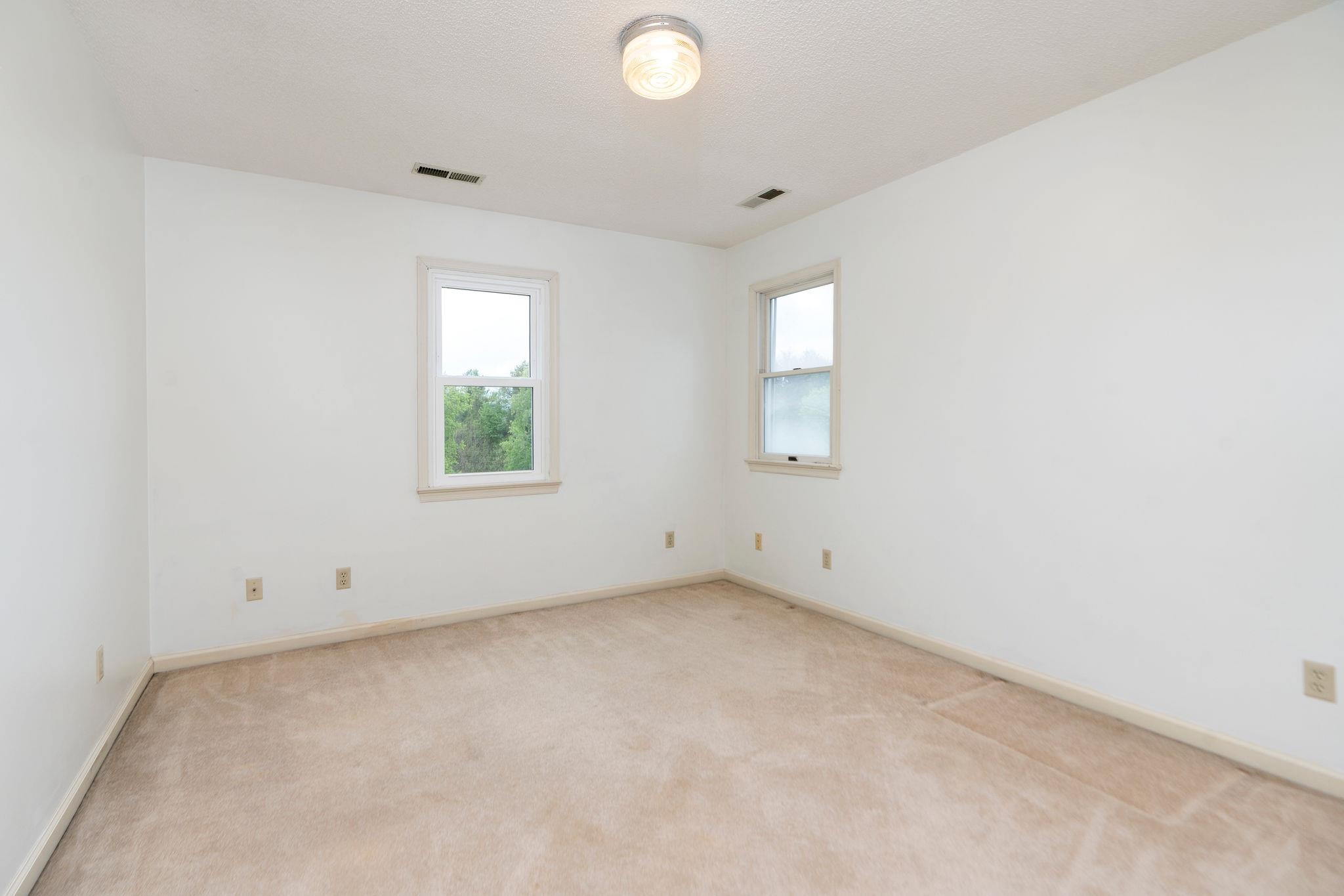 212 WINDERMERE DR, WAYNESBORO, Virginia 22980, 3 Bedrooms Bedrooms, ,2 BathroomsBathrooms,Residential,212 WINDERMERE DR,676887 MLS # 676887