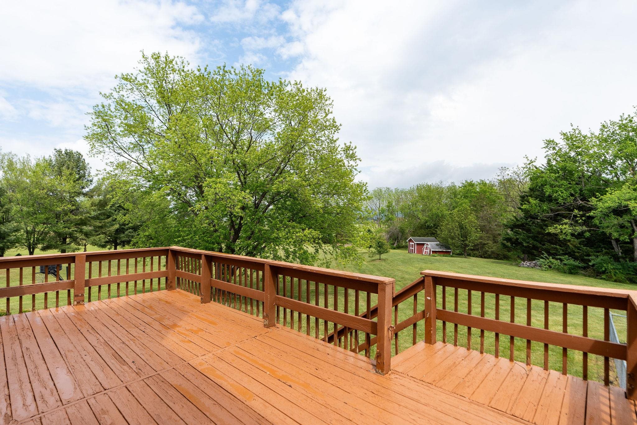 212 WINDERMERE DR, WAYNESBORO, Virginia 22980, 3 Bedrooms Bedrooms, ,2 BathroomsBathrooms,Residential,212 WINDERMERE DR,676887 MLS # 676887