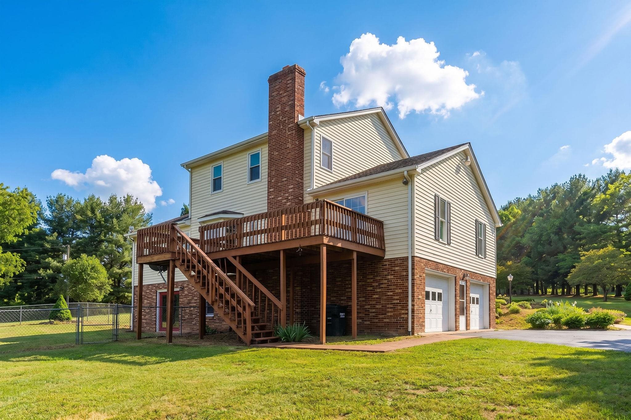 212 WINDERMERE DR, WAYNESBORO, Virginia 22980, 3 Bedrooms Bedrooms, ,2 BathroomsBathrooms,Residential,212 WINDERMERE DR,676887 MLS # 676887